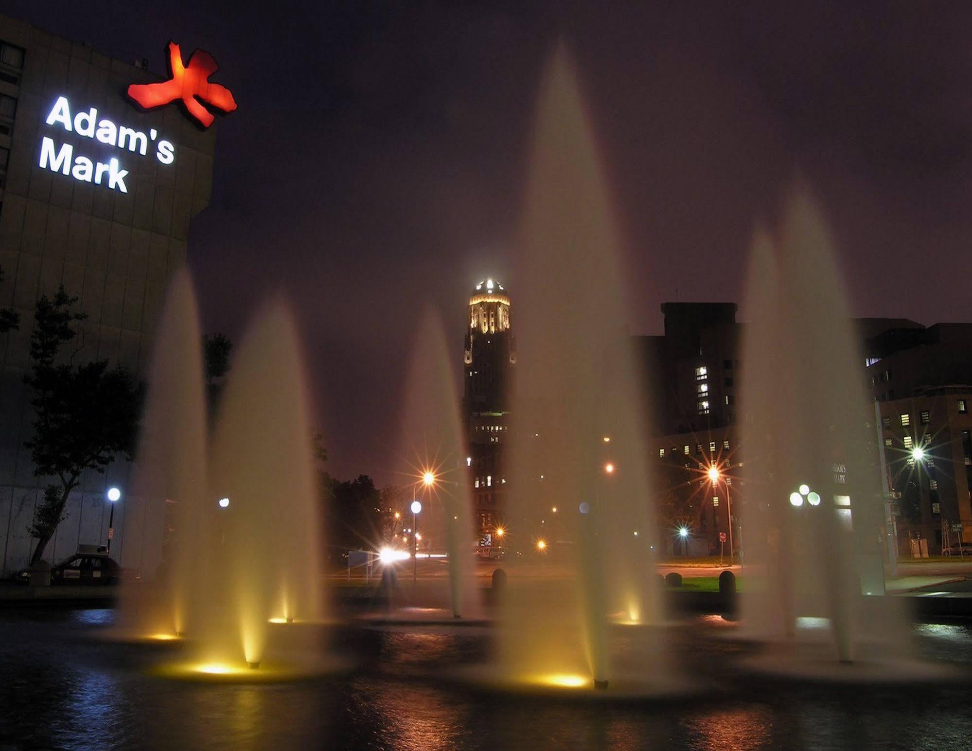Ramada By Wyndham Buffalo Downtown Ngoại thất bức ảnh