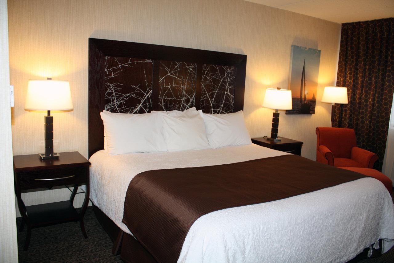 Ramada By Wyndham Buffalo Downtown Phòng bức ảnh