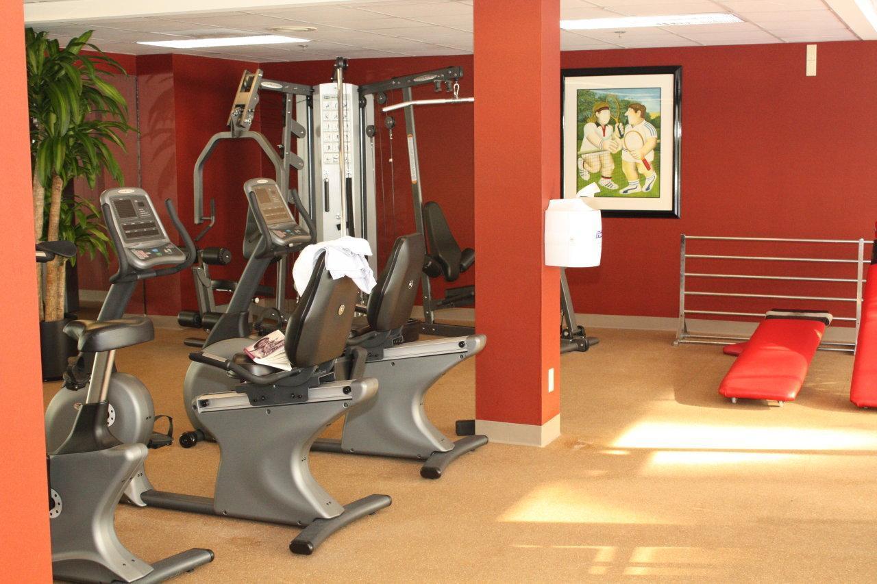Ramada By Wyndham Buffalo Downtown Ngoại thất bức ảnh