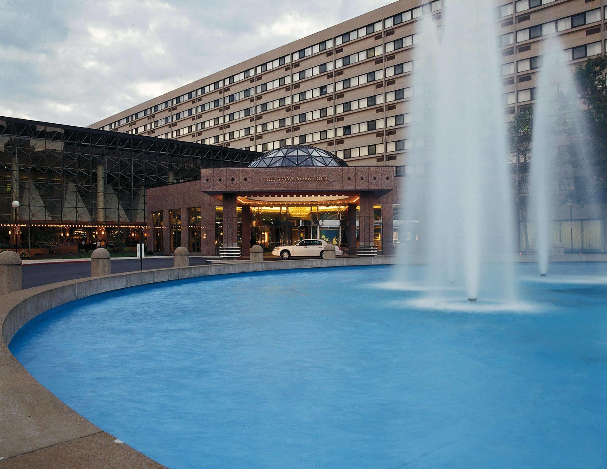 Ramada By Wyndham Buffalo Downtown Ngoại thất bức ảnh