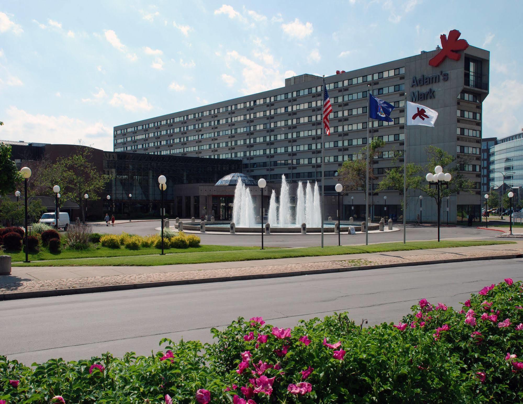 Ramada By Wyndham Buffalo Downtown Ngoại thất bức ảnh